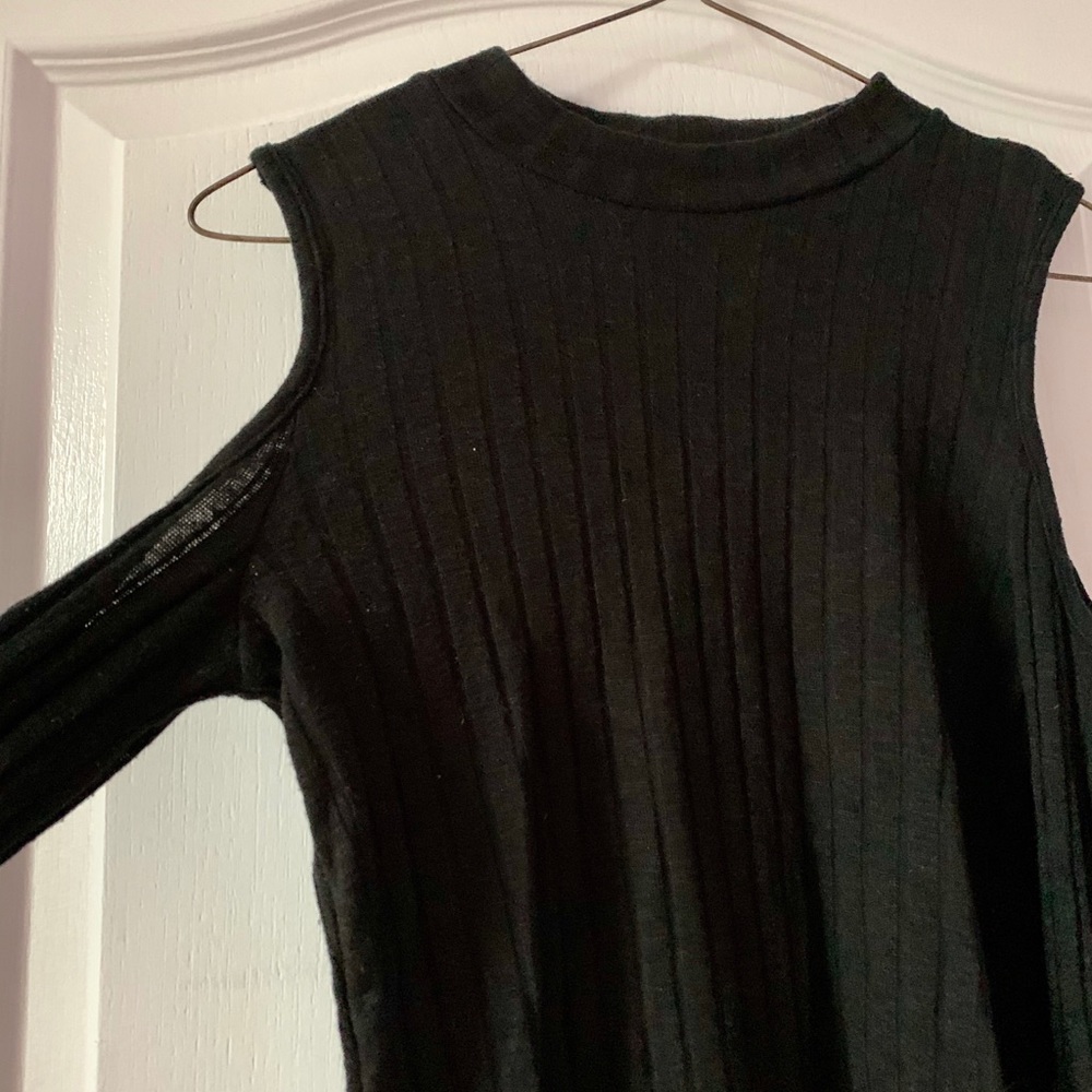 Black Long sleeved shirt.